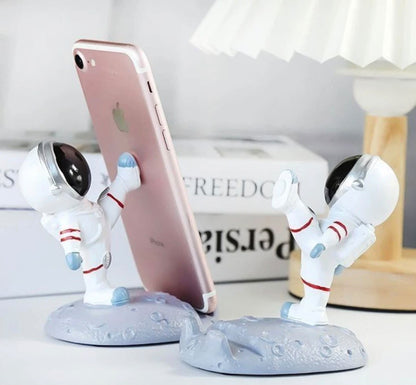 Alien mobile holder