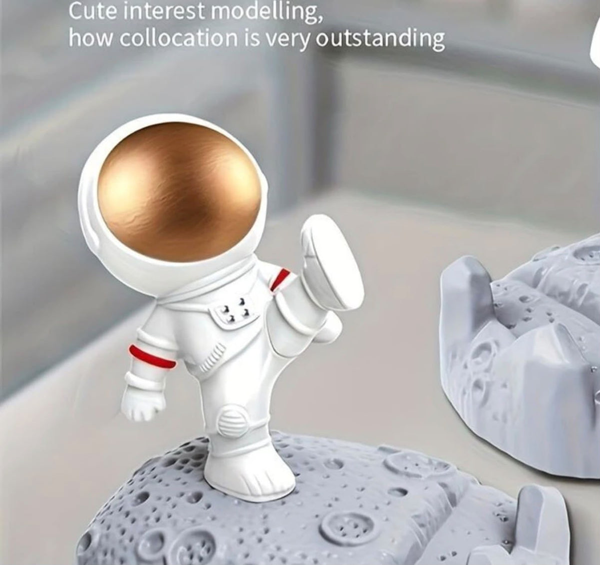 Alien mobile holder